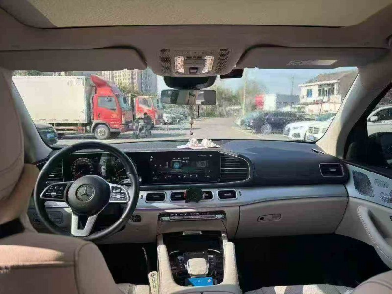 金华23年奔驰GLE8