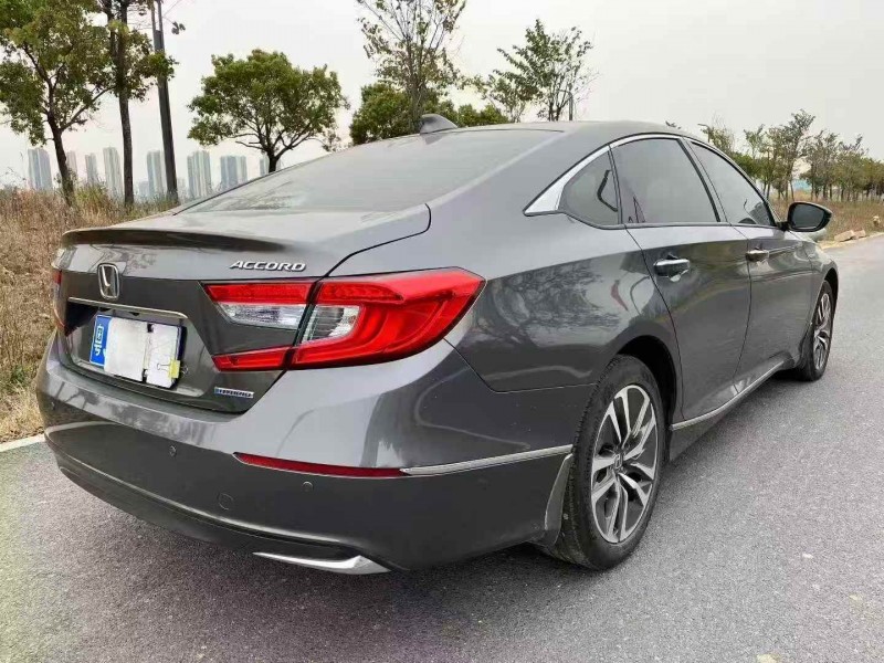 湛江20年本田雅阁8