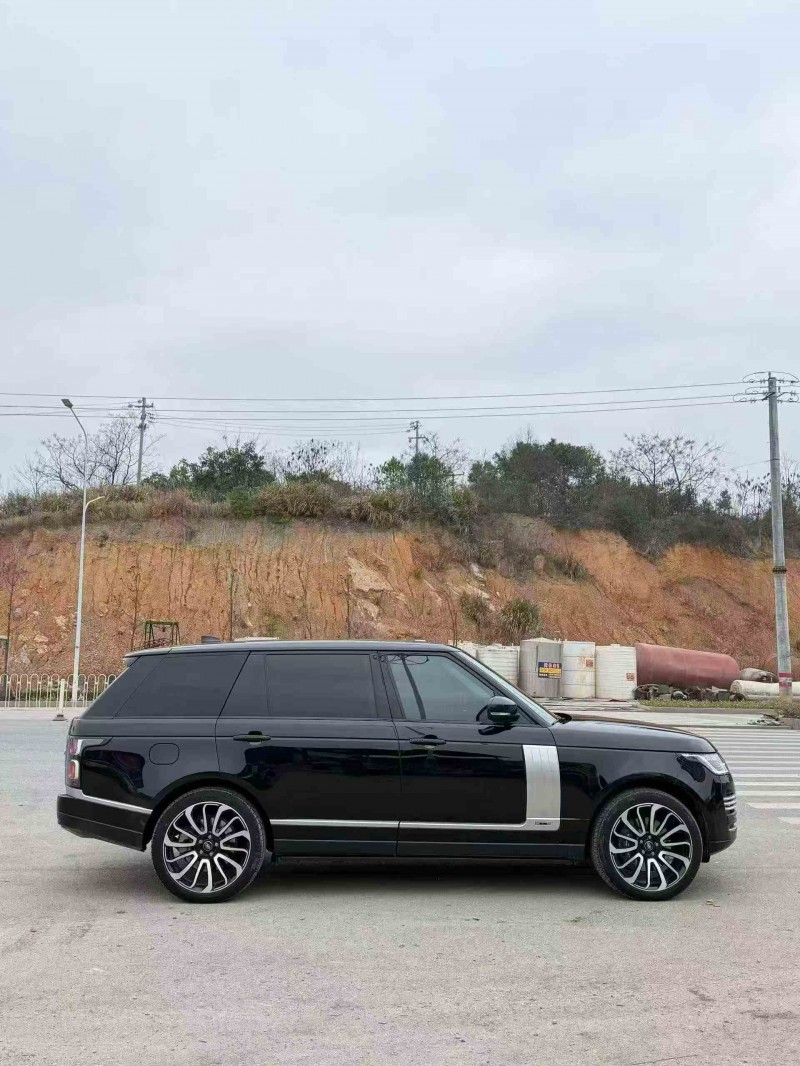 岳阳23年路虎揽胜行政8