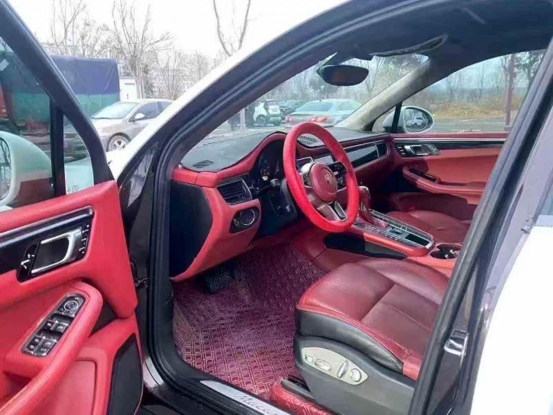 菏泽17年保时捷Macan5