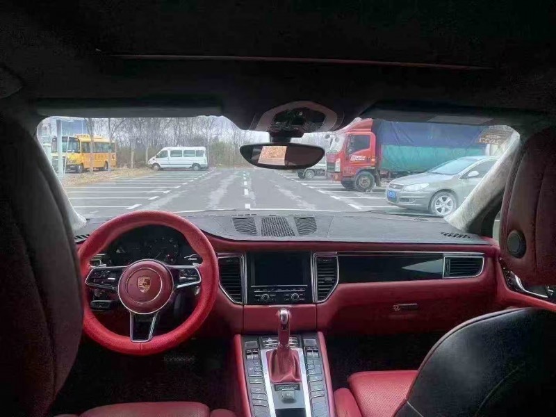 菏泽17年保时捷Macan6