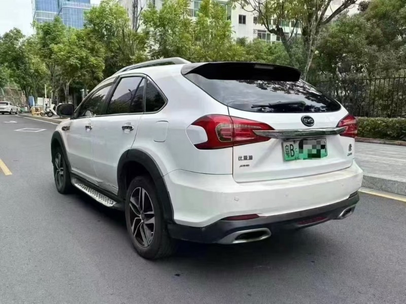 广州16年比亚迪唐8