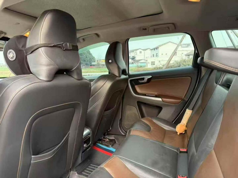 枣庄15年沃尔沃XC606