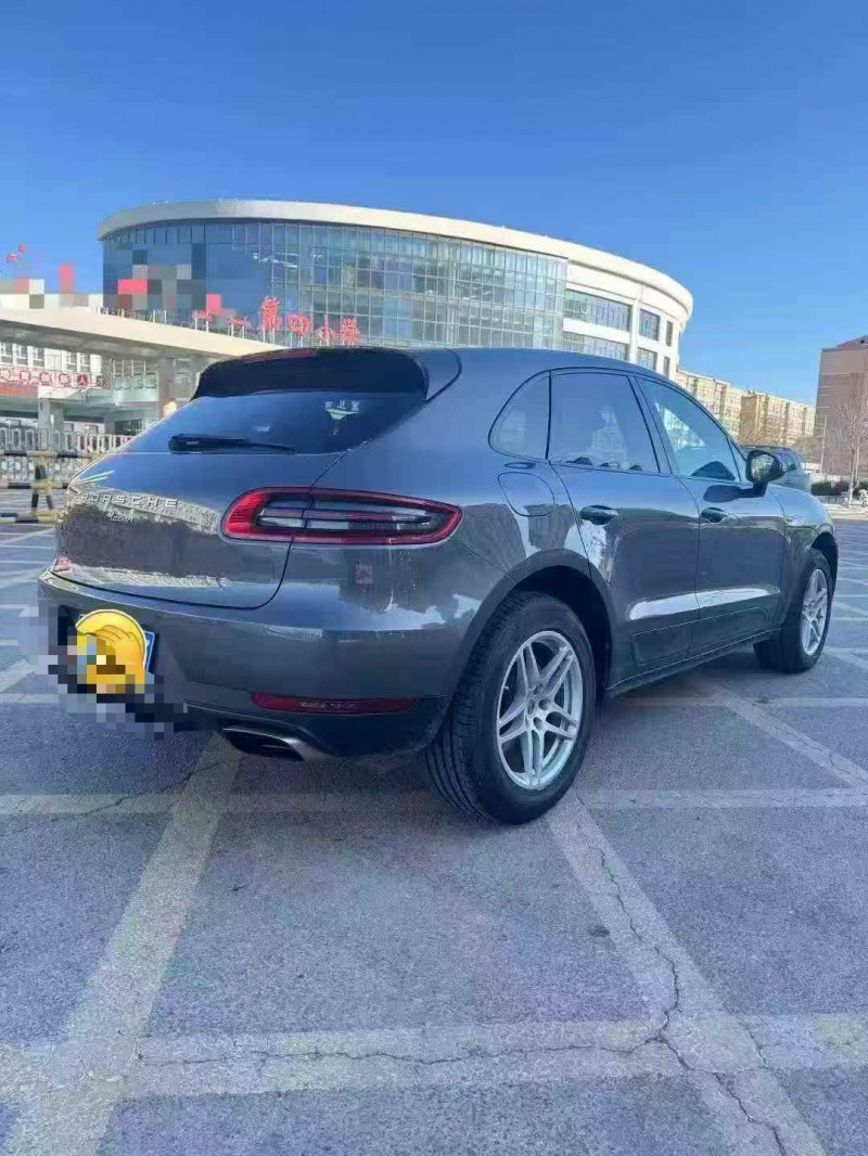 张家口15年保时捷Macan8