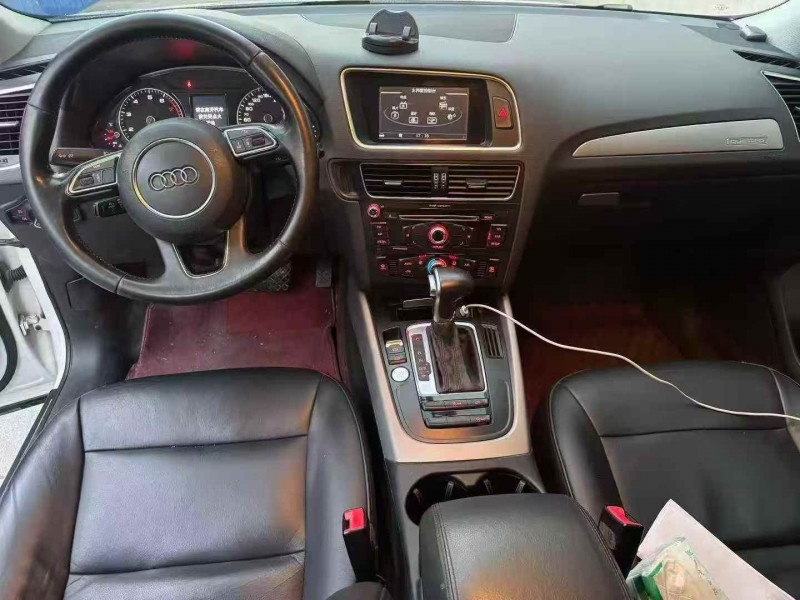 嘉兴16年奥迪Q54