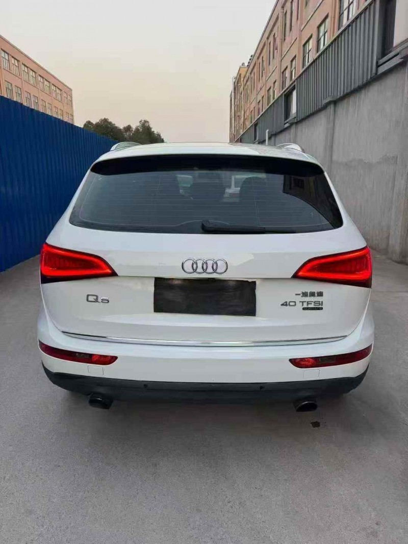 嘉兴16年奥迪Q58