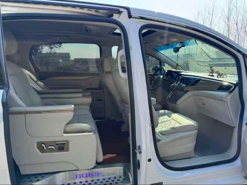 常州18年别克GL86