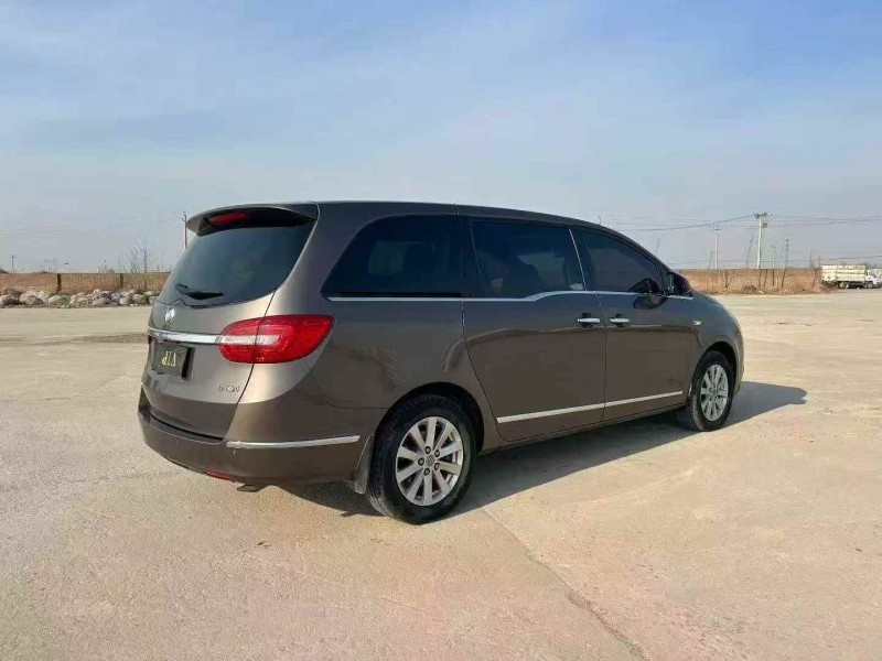 承德18年别克GL87