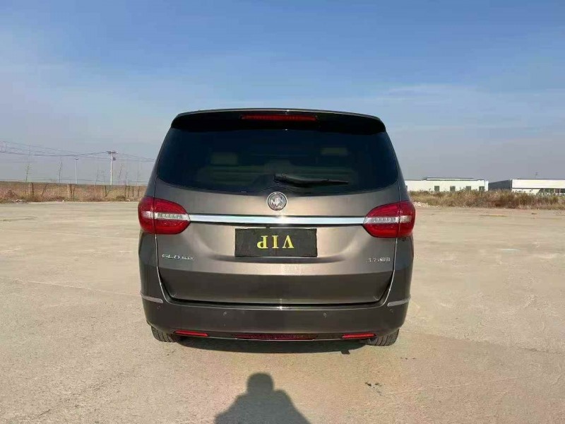 承德18年别克GL89