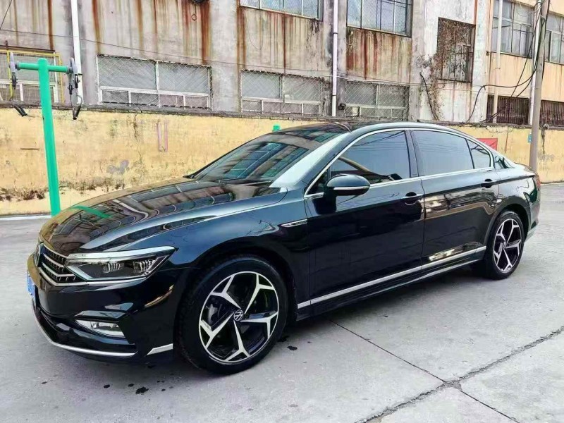 济宁24年大众迈腾2