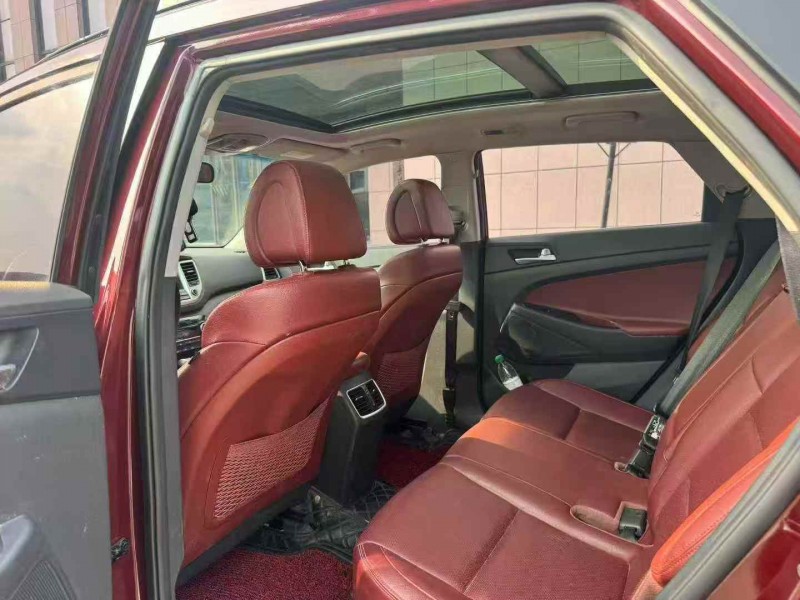 淄博17年现代途胜4