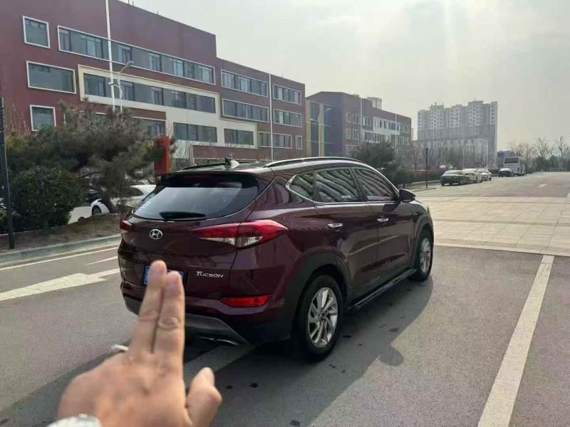 淄博17年现代途胜7