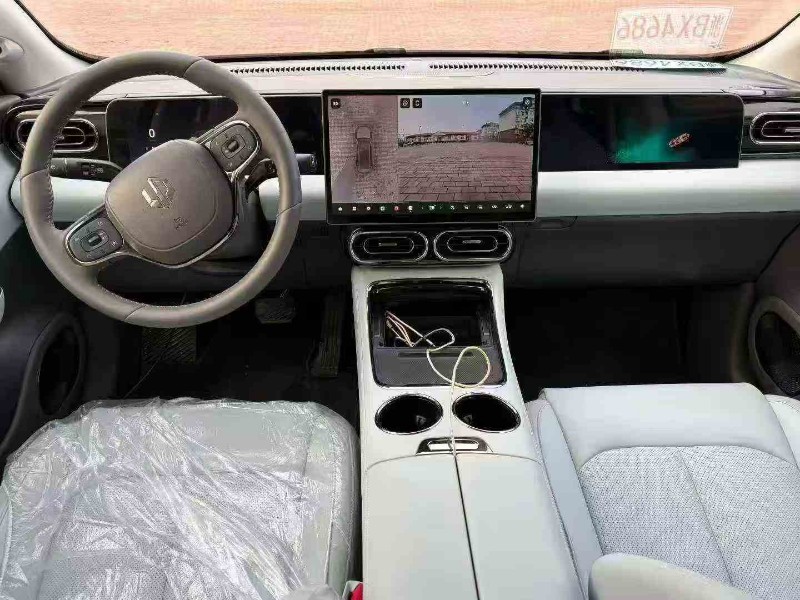 东营25年零跑汽车C014