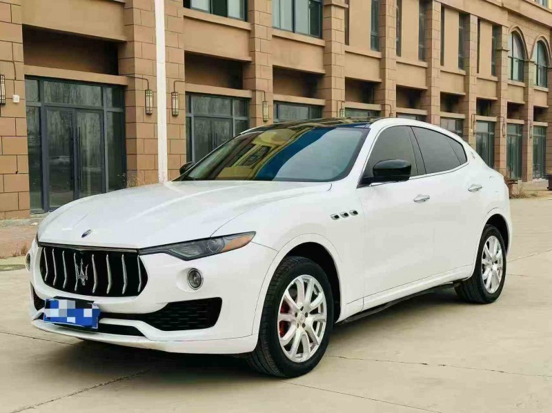 枣庄18年玛莎拉蒂Levante2