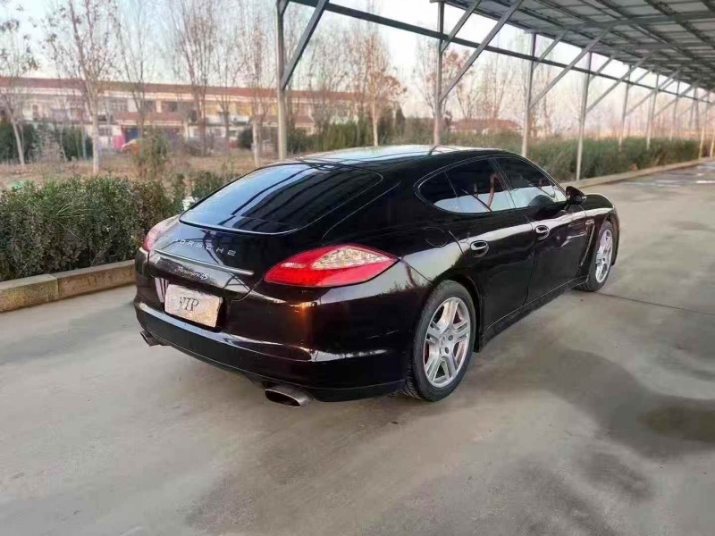 枣庄13年保时捷帕拉梅拉8