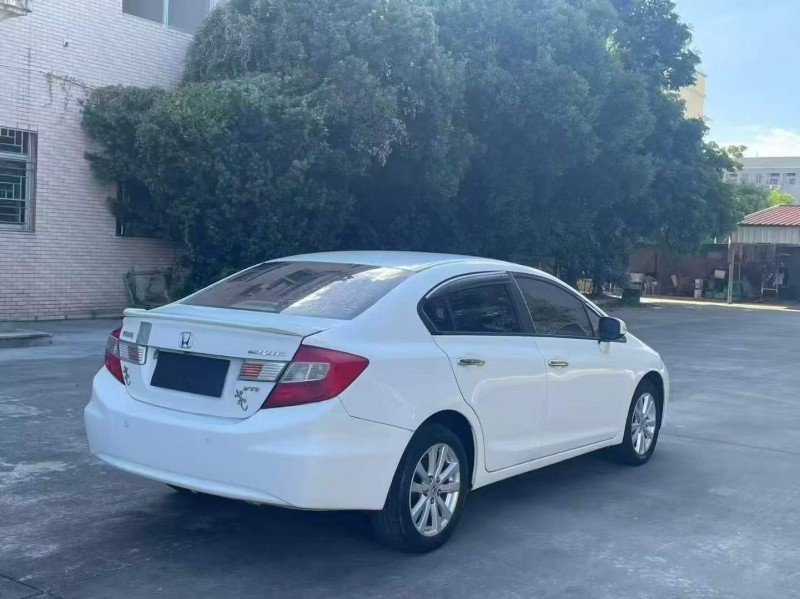 漳州13年本田思域7