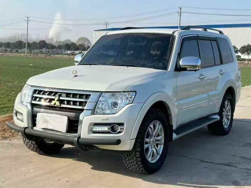 菏泽20年三菱帕杰罗3