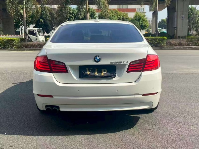 漳州13年宝马5系9