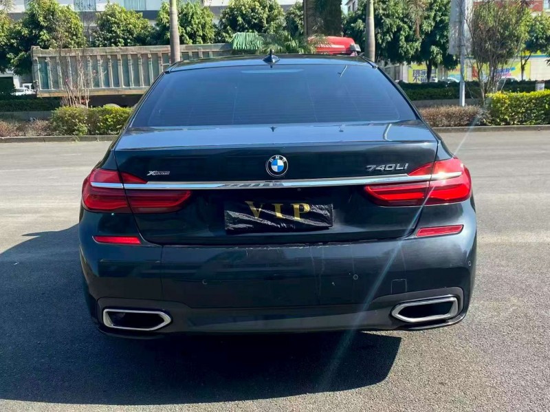 漳州18年宝马7系9