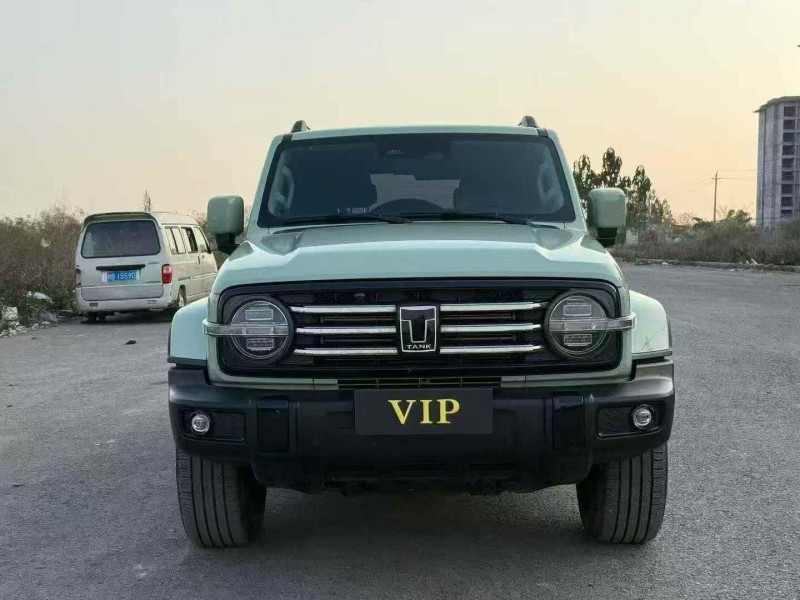 柳州23年长城汽车坦克1