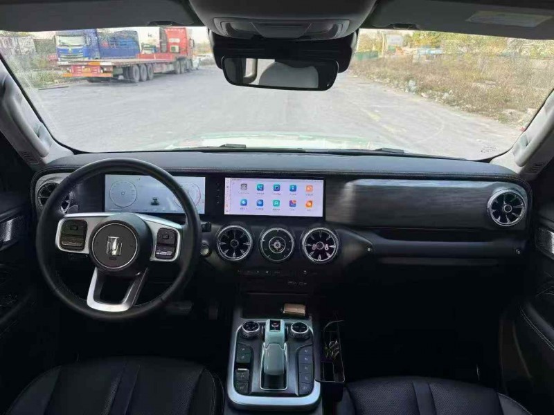 柳州23年长城汽车坦克4