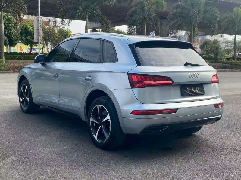 漳州19年奥迪Q58