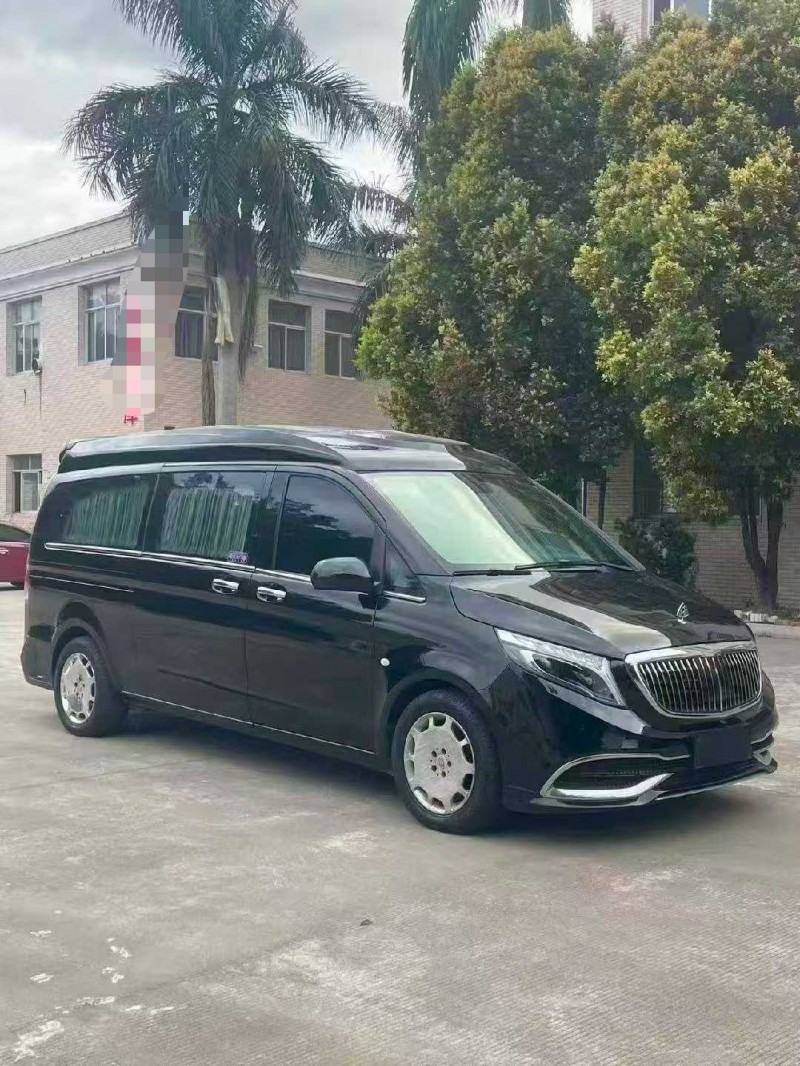 漳州21年奔驰威霆2