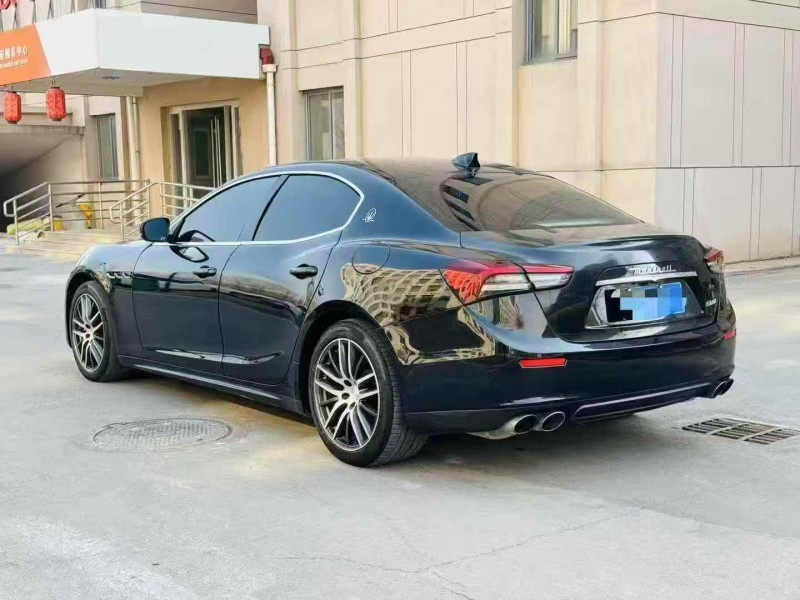 济宁17年玛莎拉蒂Ghibli7