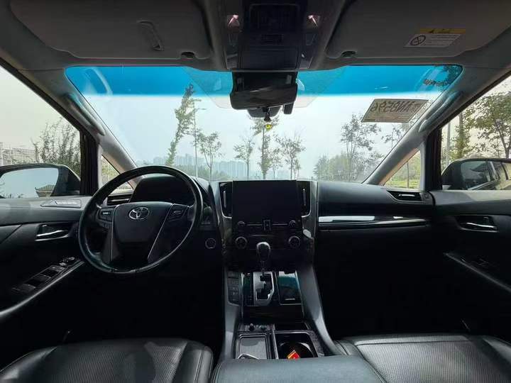 宜昌23年丰田威尔法5