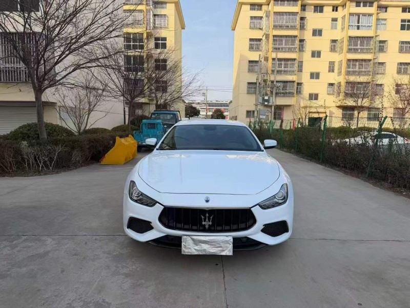 徐州21年玛莎拉蒂Ghibli1