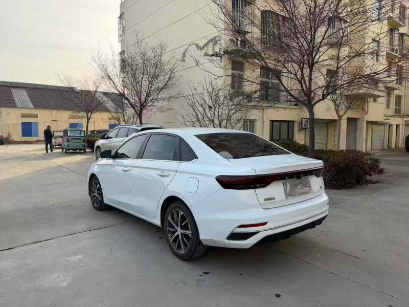 徐州22年吉利帝豪3