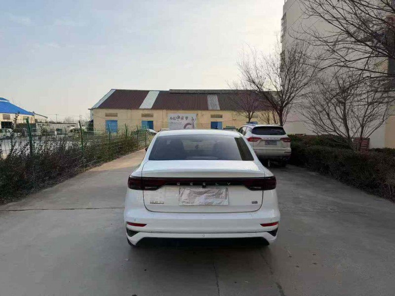 徐州22年吉利帝豪9