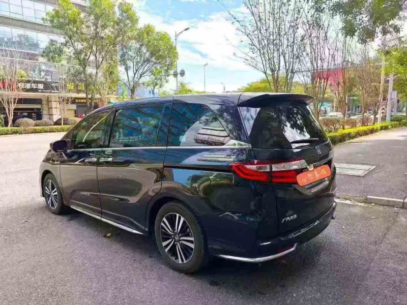 珠海21年本田奥德赛8