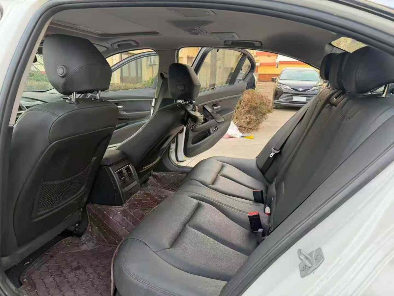 徐州17年宝马3系8