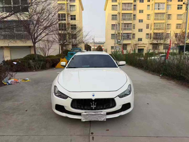 徐州14年玛莎拉蒂Ghibli1