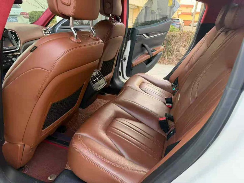 徐州14年玛莎拉蒂Ghibli8