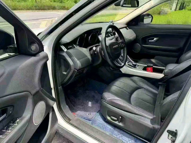 深圳18年路虎极光4