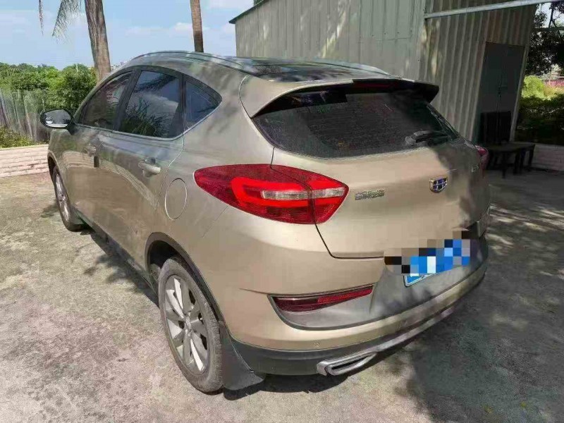 佛山18年吉利帝豪8