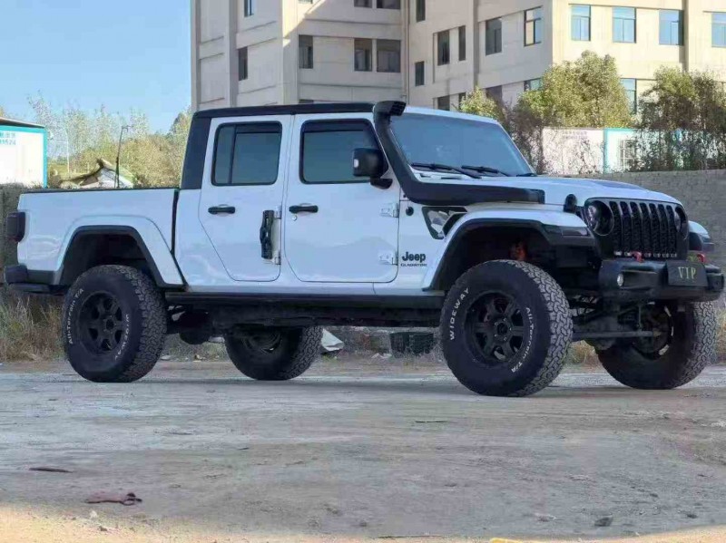 昭通22年Jeep牧马人3