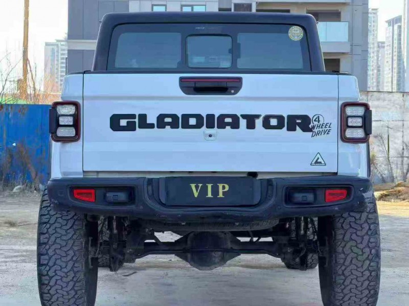 昭通22年Jeep牧马人9