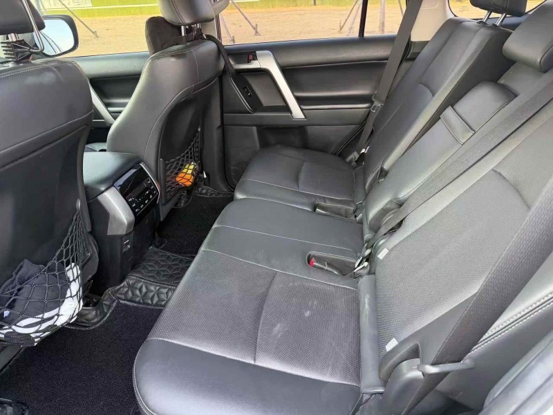 东营19年丰田普拉多4