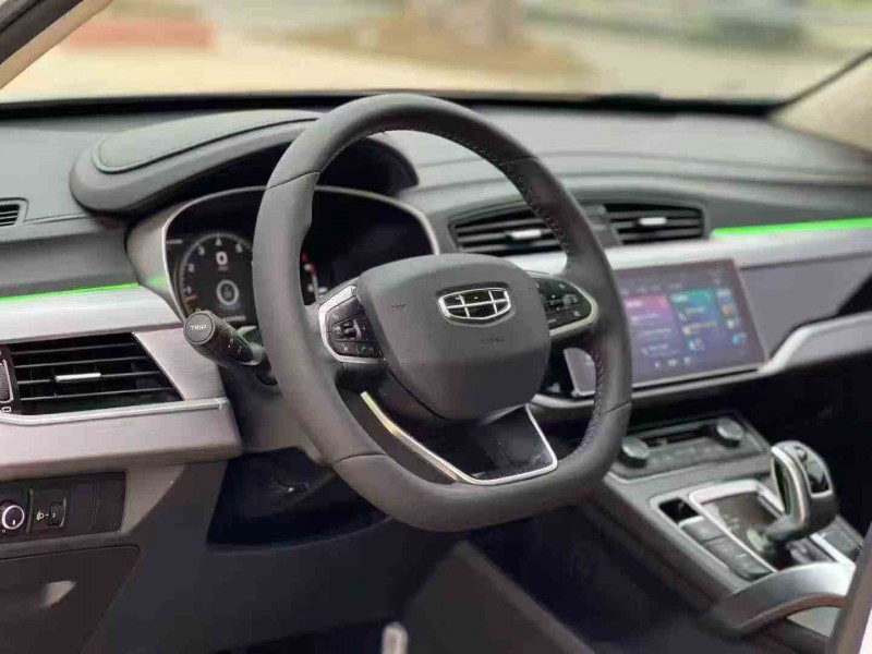 佛山21年吉利博越4