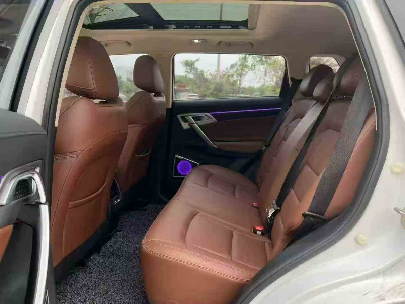 佛山21年吉利博越7