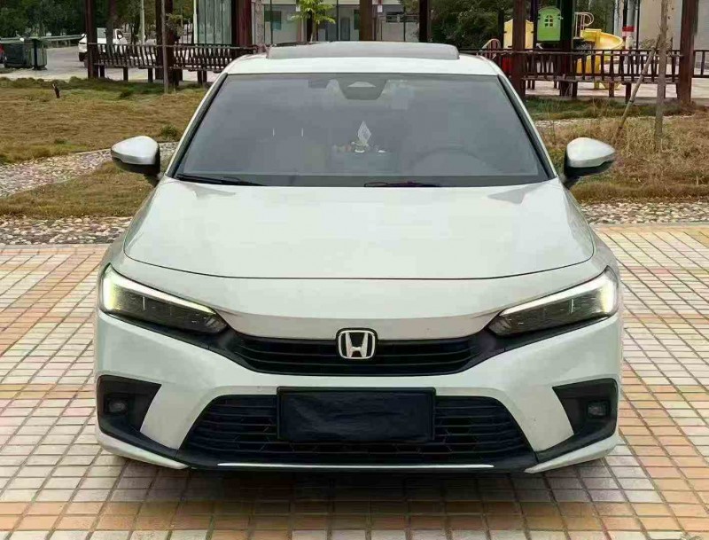 汕头22年本田思域1