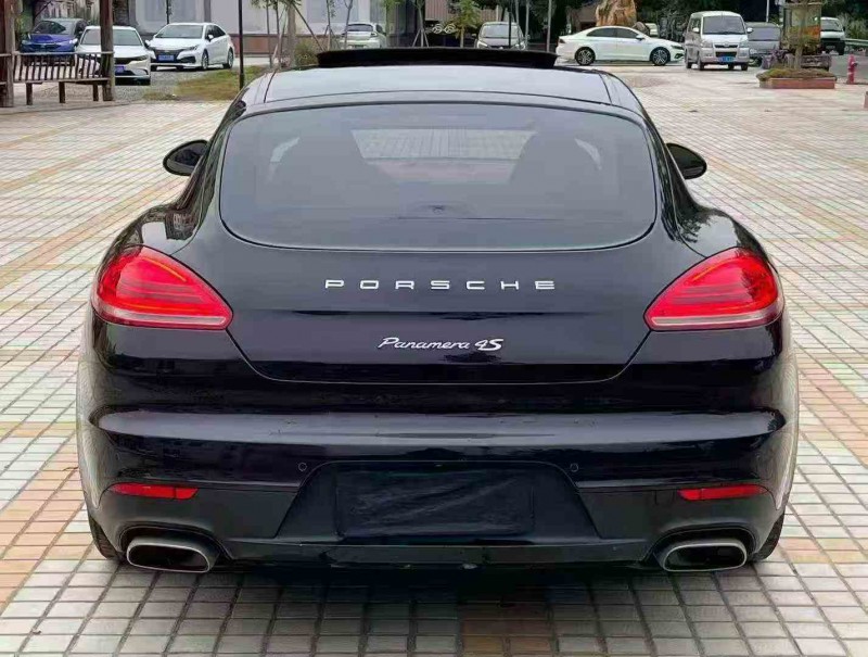 珠海14年保时捷帕拉梅拉9