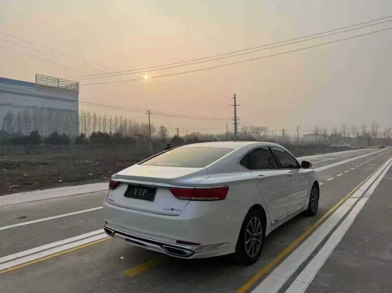 菏泽22年吉利博瑞8