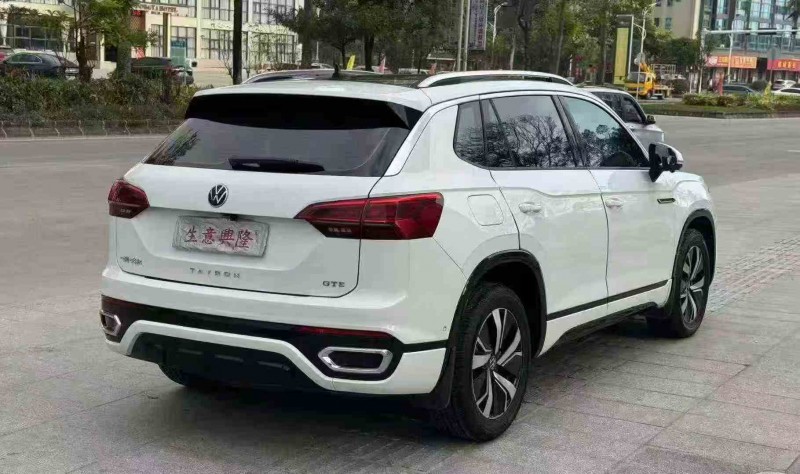 汕头20年大众探岳8