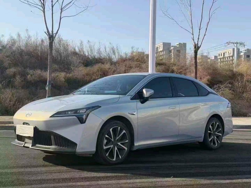 邢台23年传祺埃安S2