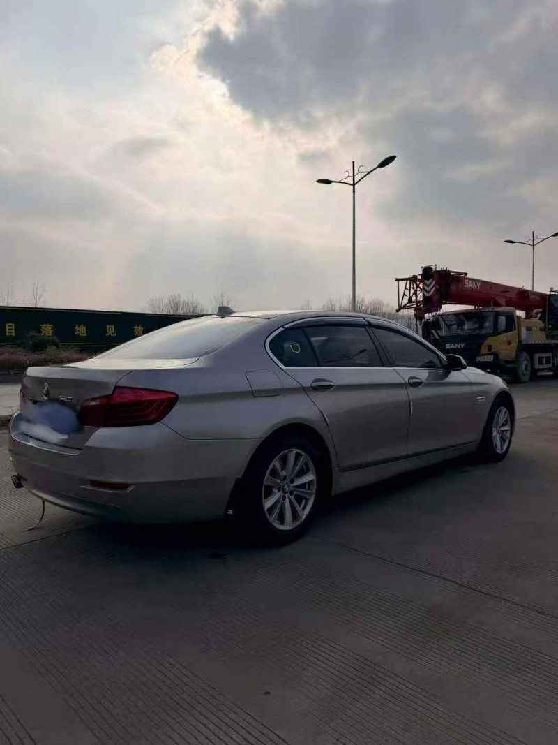 烟台16年宝马5系9