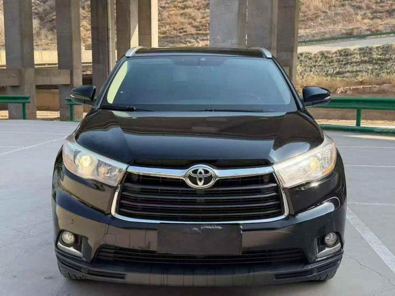 太原16年丰田汉兰达1